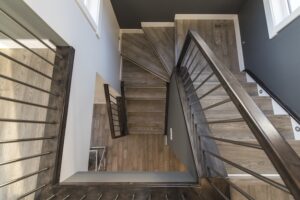 2 stufen treppe holz selber bauen – Ein durchdachter Bauplan für stufen treppe holz mit Tipps zu Konstruktion, Werkzeug und sicherer Ausführung