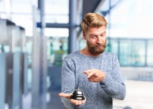 Mercedes Schlüssel Funktioniert nicht trotz Neuer Batterie – Im Alltag Ist ein Softwareproblem Möglich?
